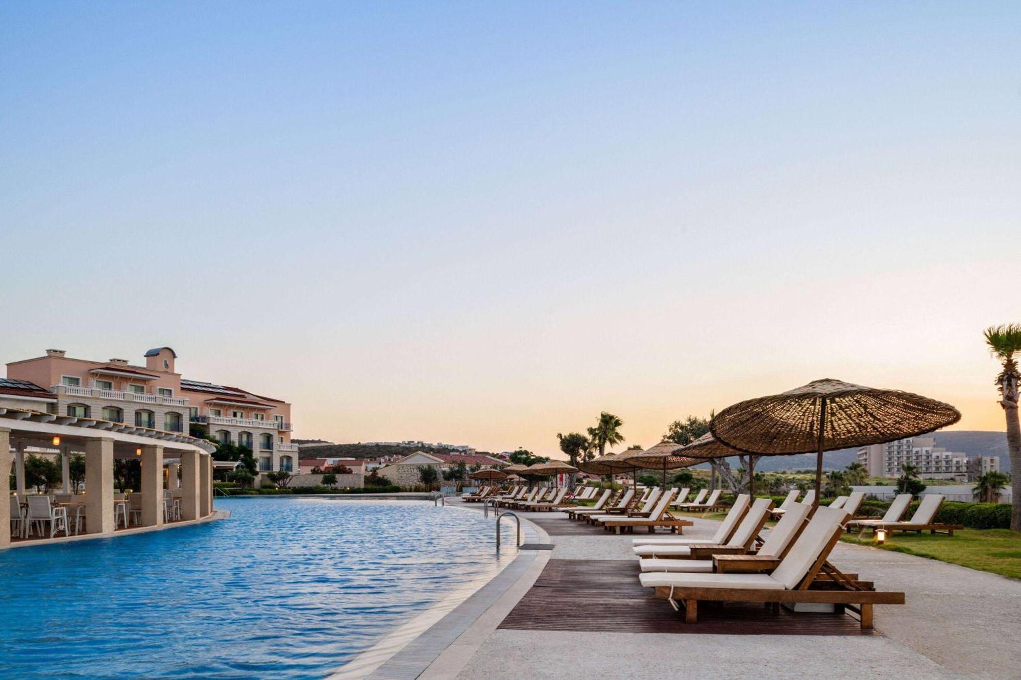 Dolce By Wyndham Cesme Alaçatı Eksteriør billede